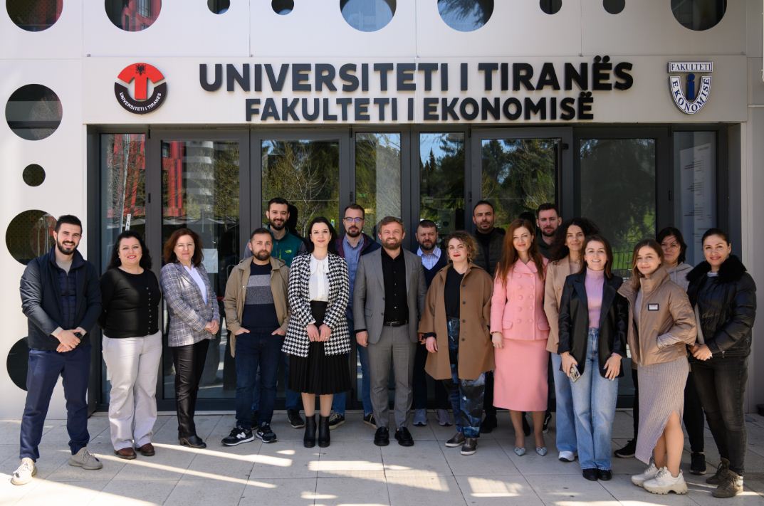 Departamenti_Marketing_Turizem.JPG